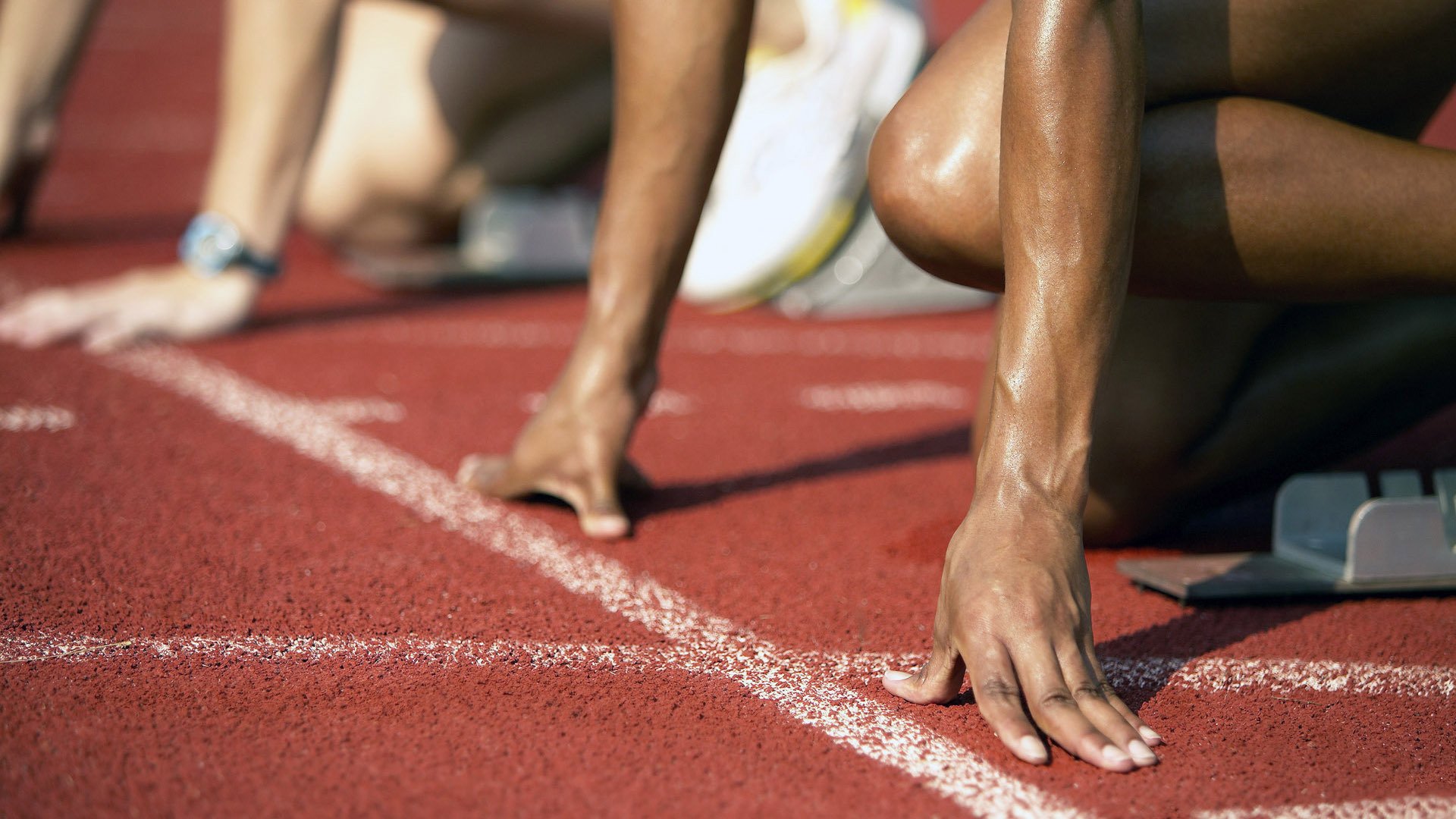 西班牙队不断突破的热度背后：德布劳内五场连scoring与赛场科技新时代